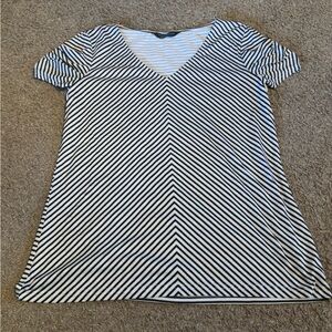 Lg Tango Mango black and white top